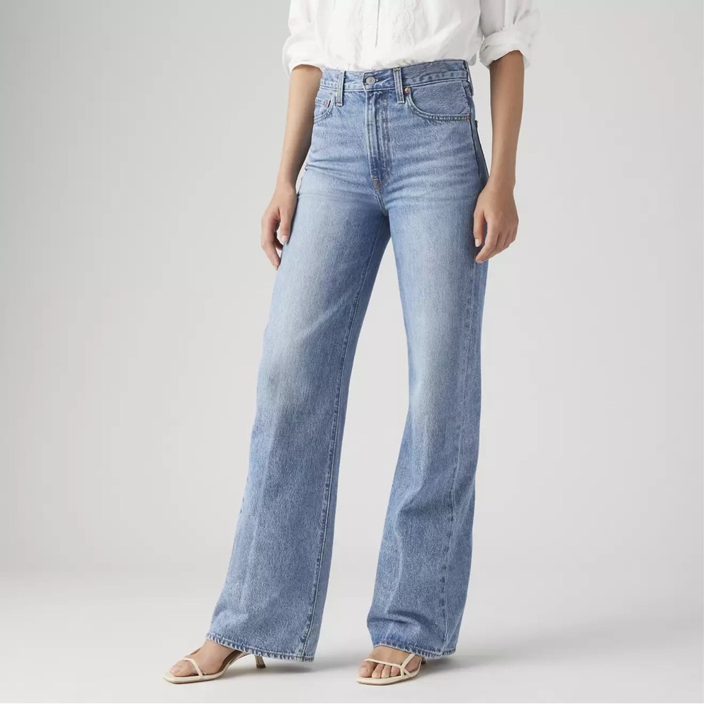 LEVI’S CLASSIC RIBCAGE WIDE LEG 5 POCKET BLUE JEANS WESTERN Medium Wash 30